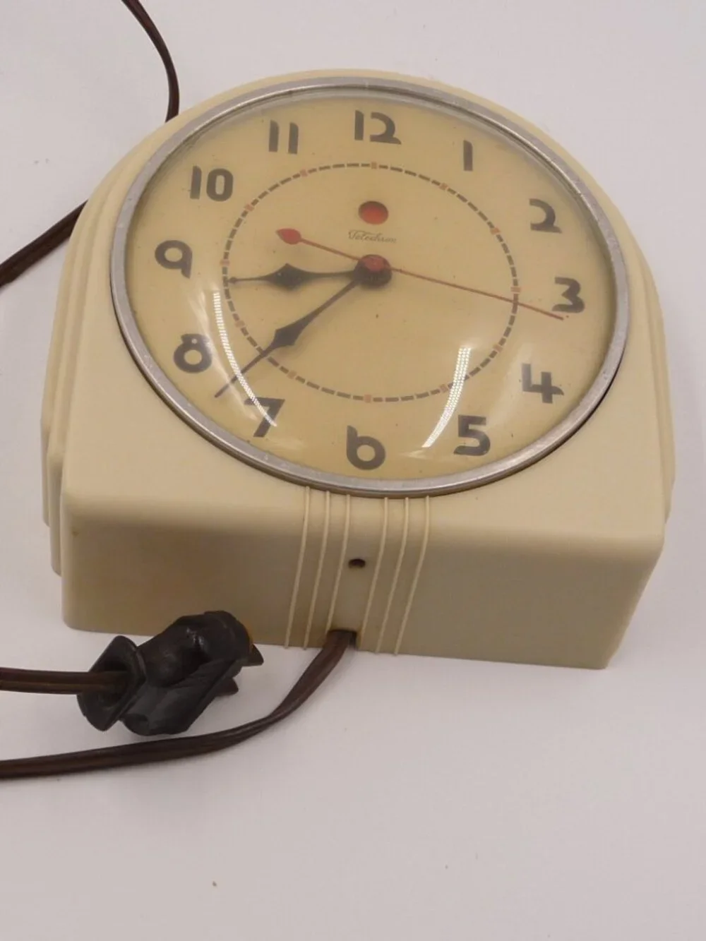 Vintage Telechron Electric Clock Art Deco Mid Century Cream/Beige